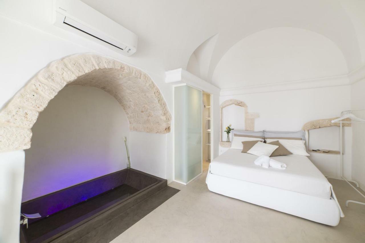 Bibi Apartment & Suite With Jacuzzi By Wonderful Italy 오스투니 외부 사진